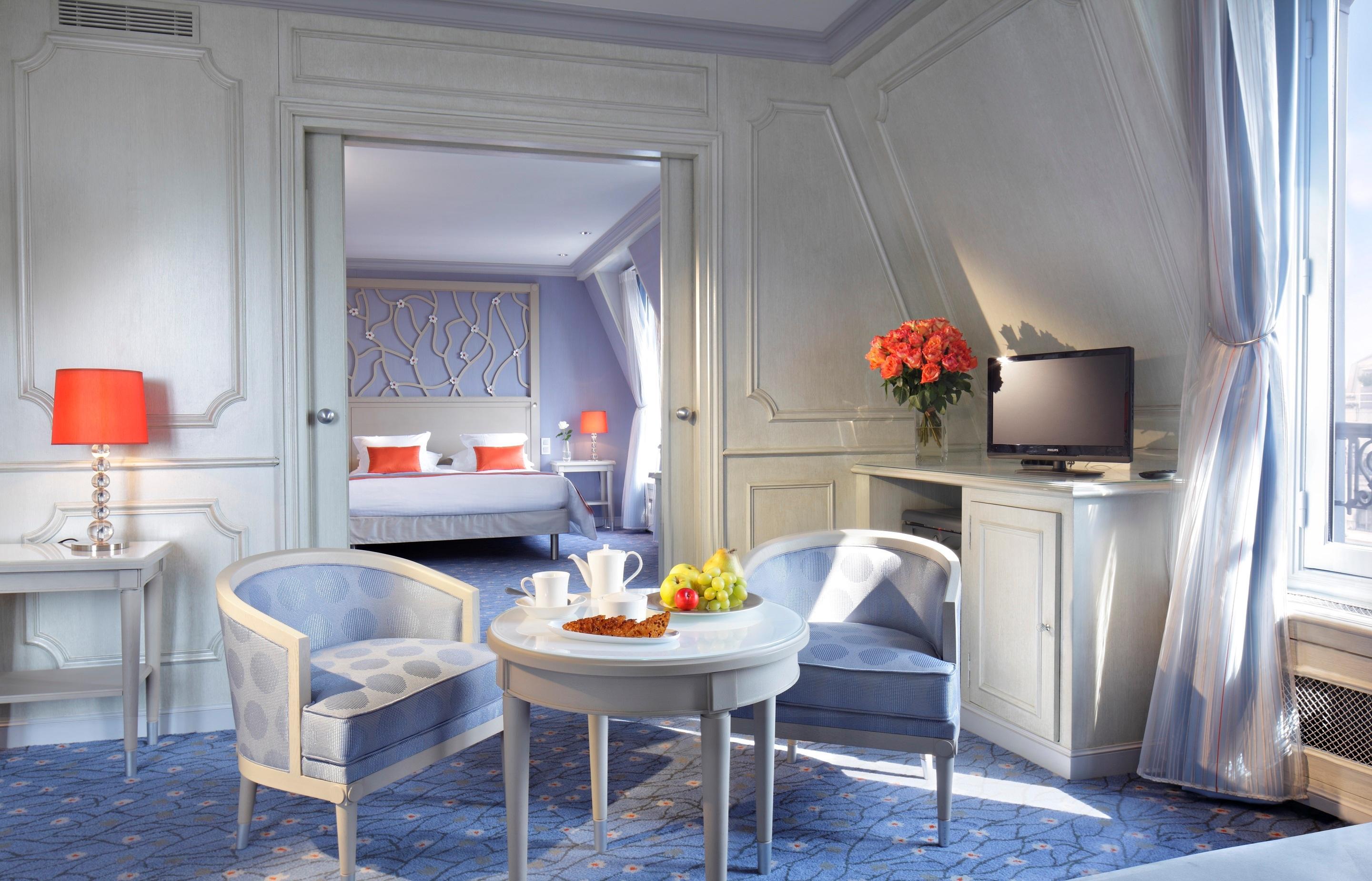 ホテル スプレンディッド エトワール パリ 部屋 写真
